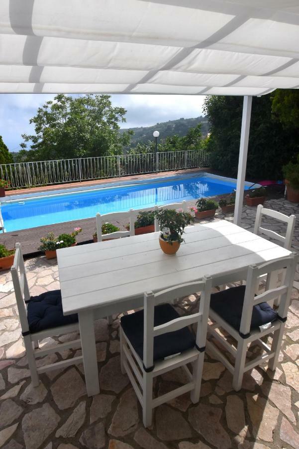 Villa Asia Holiday Home SantʼAgata sui Due Golfi Exterior foto